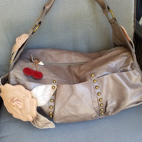 Tote - Picture 2 of 4